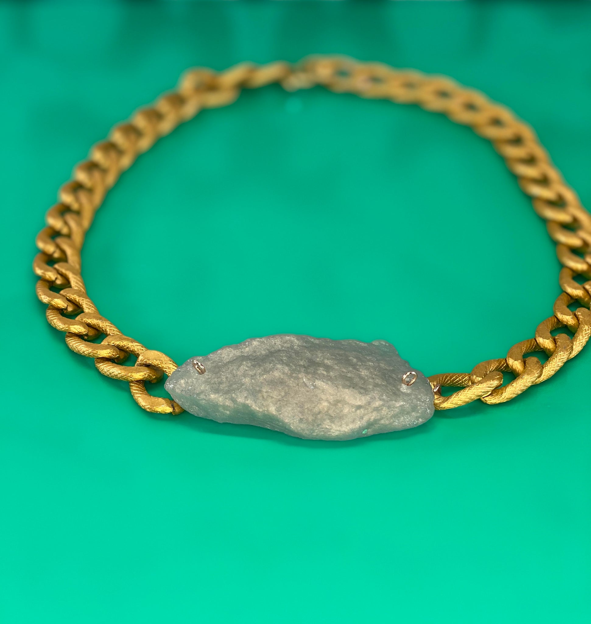 Visit Leading Jewelry Store To Buy Luminescent Necklace