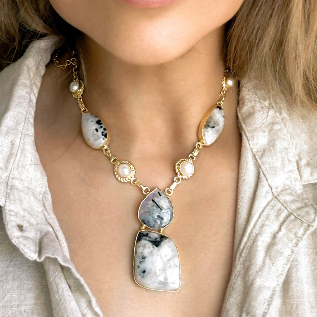 Solene Moonstone Necklace