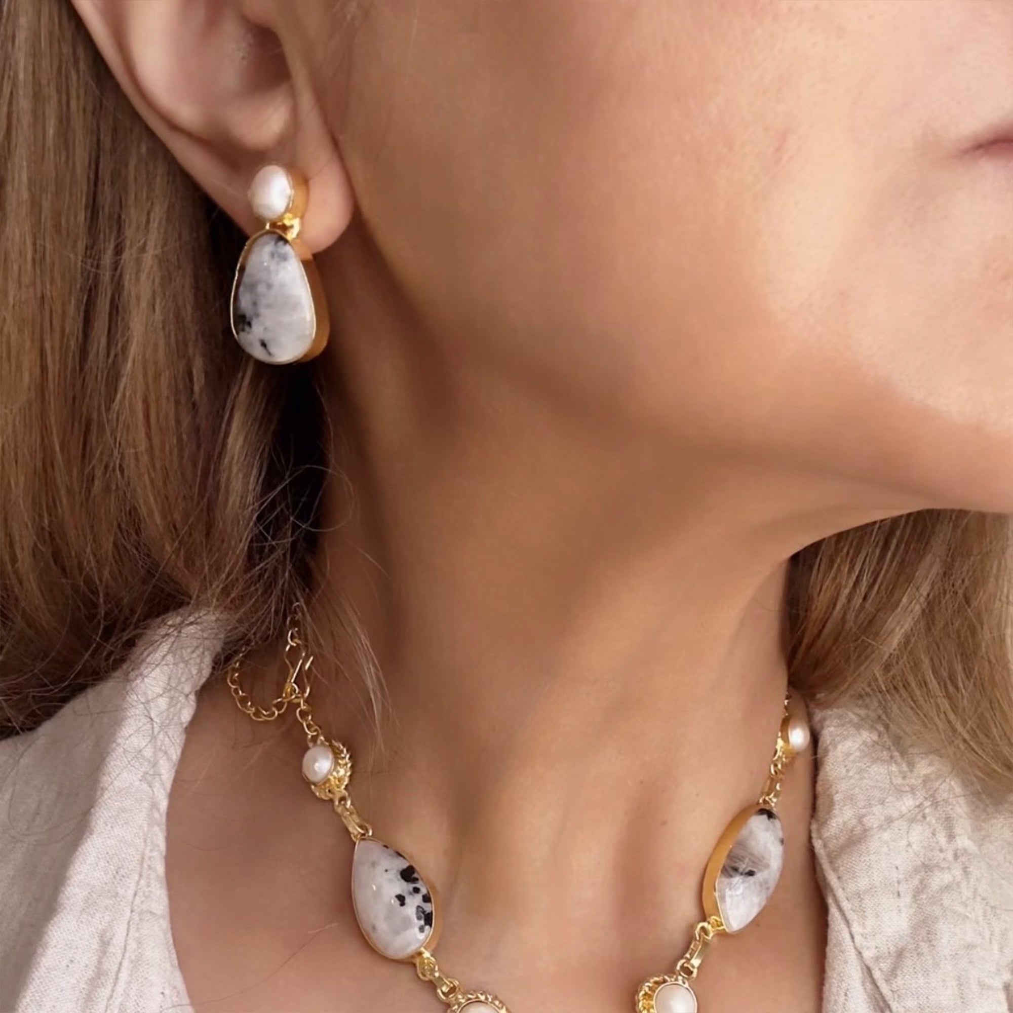 Solene Moonstone Earrings