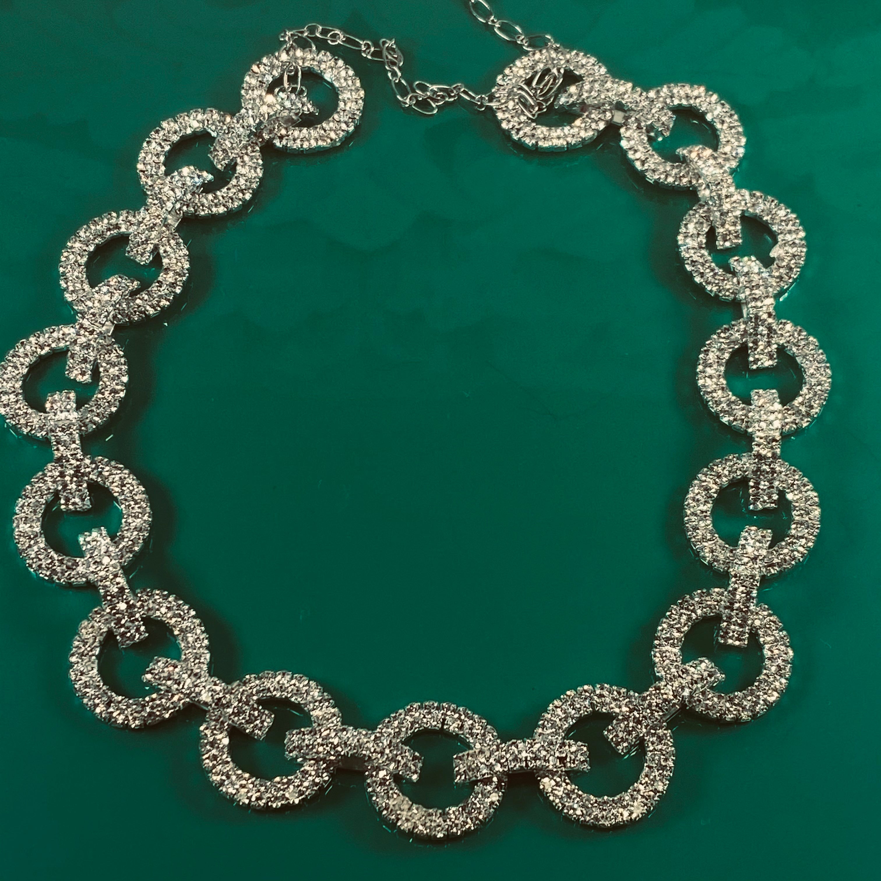 Men’s Cuban chain necklace