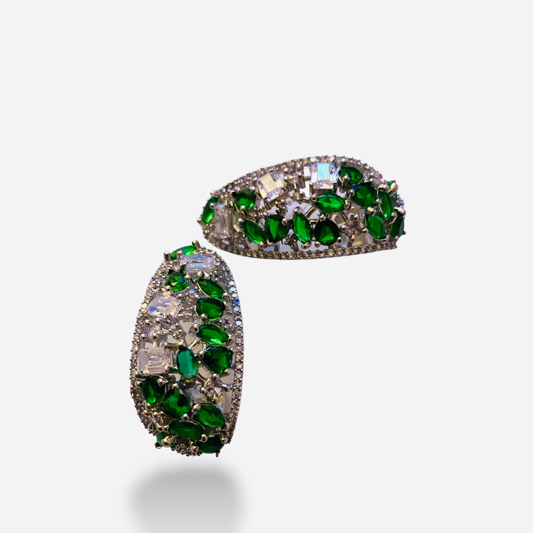 Ezmeralda J earrings