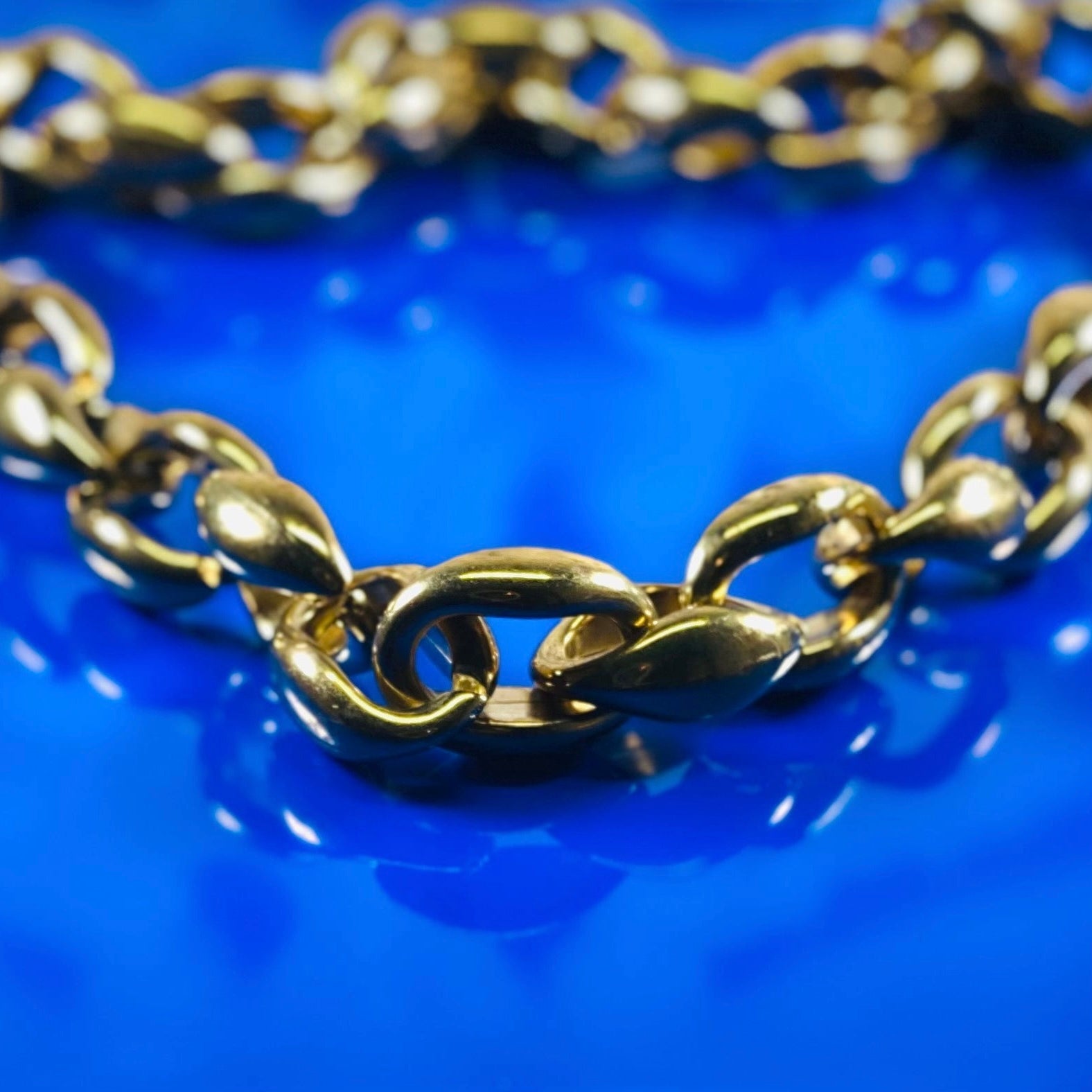 Men’s Chunky Gold necklace